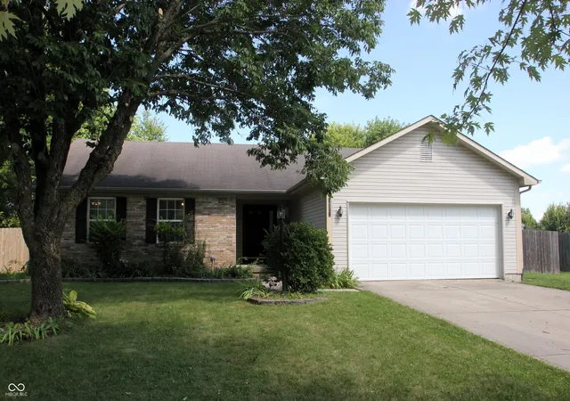 Photo 1 of Sale Pending at 5112 Pine Hl Dr, Noblesville, IN 46062 | MLS# 22118104 | Listing updated on 2026-09-24