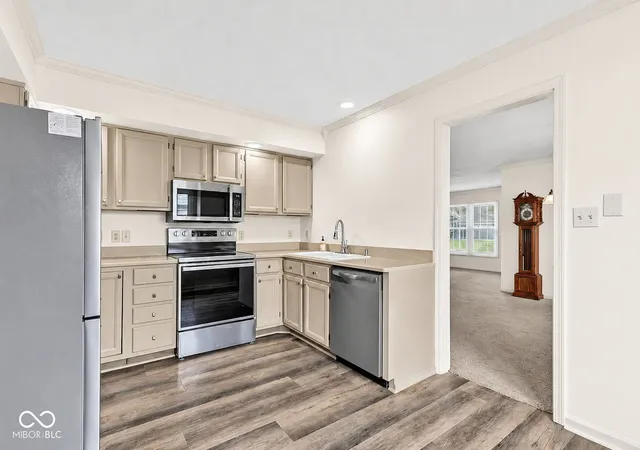 Photo 2 of Single family home for sale at 1014 Coin, Frankfort, IN 46041 | MLS# 22118284 | Listing updated on 2026-09-11