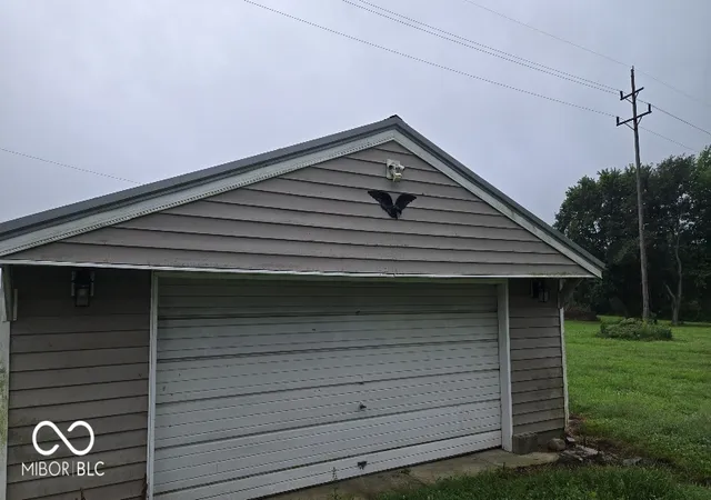 Photo 4 of Single family home for sale at 201 W Washington St, Roachdale, IN 46172 | MLS# 22118304 | Listing updated on 2026-10-01