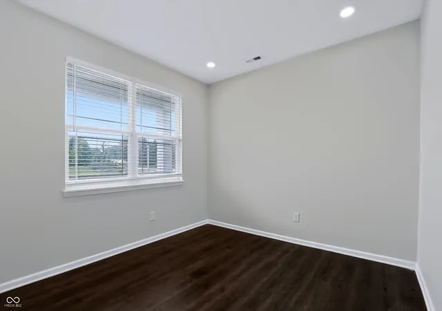 Photo 3 of Single family home for sale at 6986 Birmingham Ave, Mc Cordsville, IN 46055 | MLS# 22118348 | Listing updated on 2026-09-11
