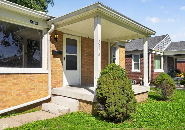 Photo 3 of Single family home for sale at 5010 Hillside Ave, Indianapolis, IN 46205 | MLS# 22118397 | Listing updated on 2026-10-21