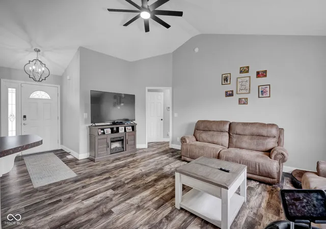 Photo 2 of Single family home for sale at 4460 Katy Dr, Seymour, IN 47274 | MLS# 22118417 | Listing updated on 2026-09-10