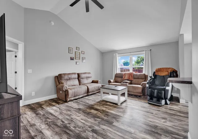Photo 3 of Single family home for sale at 4460 Katy Dr, Seymour, IN 47274 | MLS# 22118417 | Listing updated on 2026-09-10