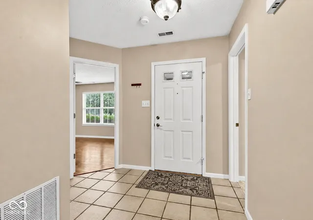 Photo 3 of Single family home for sale at 20834 Summitt Rd, Noblesville, IN 46062 | MLS# 22118433 | Listing updated on 2026-09-25