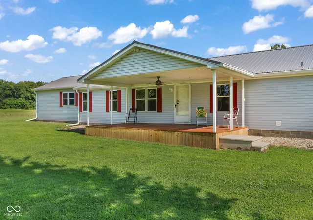 Photo 4 of Sale Pending at 5382 E Old 36 Rd, Rockville, IN 47872 | MLS# 22118493 | Listing updated on 2026-10-27