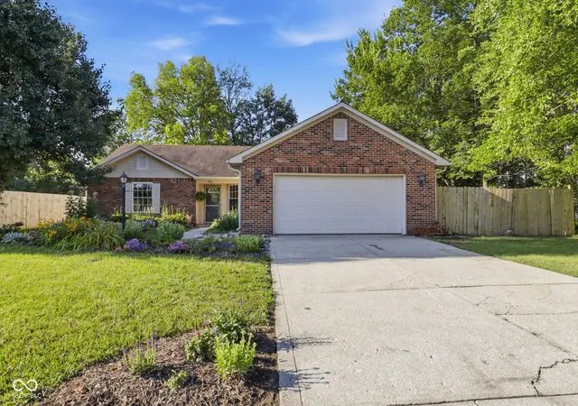 Photo 1 of Sale Pending at 5443 Pine Hl Dr, Noblesville, IN 46062 | MLS# 22118611 | Listing updated on 2026-09-10
