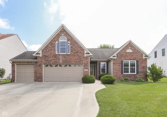 Photo 1 of Sale Pending at 545 Georgetown Rd, Greenwood, IN 46142 | MLS# 22118655 | Listing updated on 2026-09-14