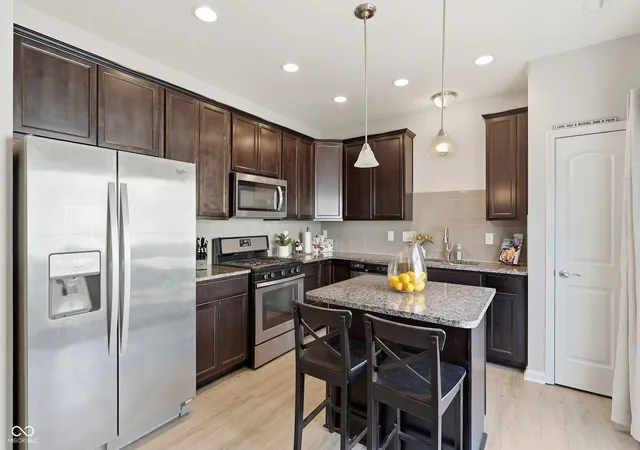Photo 3 of Condo for sale at 9654 Calamus Dr, Noblesville, IN 46060 | MLS# 22118658 | Listing updated on 2026-09-28