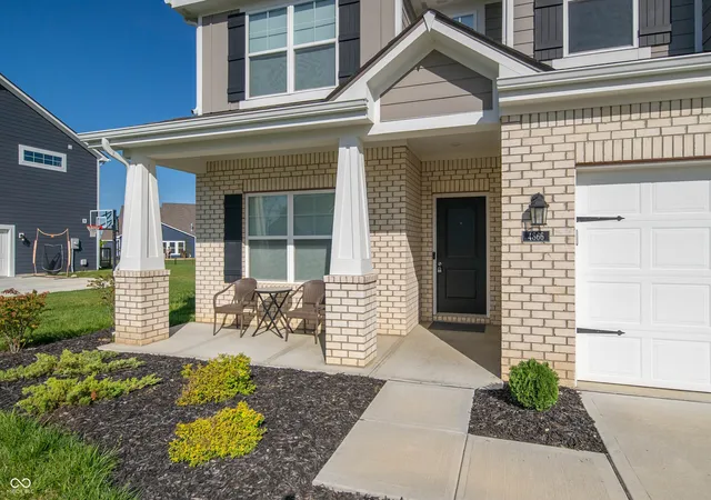 Photo 3 of Single family home for sale at 4866 Rosie Blvd, Mc Cordsville, IN 46055 | MLS# 22118758 | Listing updated on 2026-10-05