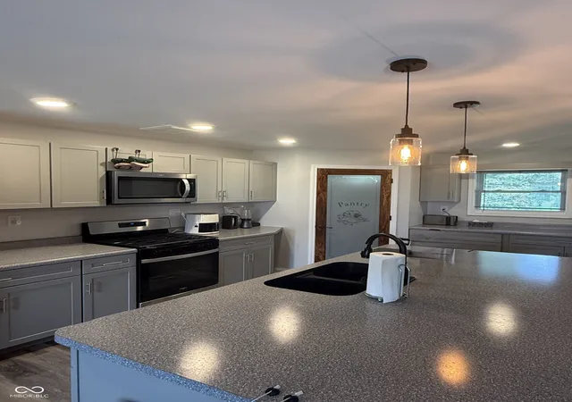 Photo 3 of Single family home for sale at 118 Liberty, Veedersburg, IN 47987 | MLS# 22119096 | Listing updated on 2026-09-26