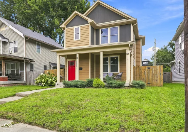 Photo 3 of Sale Pending at 3123 Broadway St, Indianapolis, IN 46205 | MLS# 22119338 | Listing updated on 2026-10-27