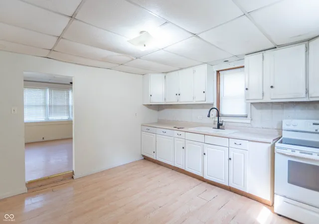 Photo 3 of Single family home for sale at 938 S Dupont Pl, West Terre Haute, IN 47885 | MLS# 22119456 | Listing updated on 2026-09-23