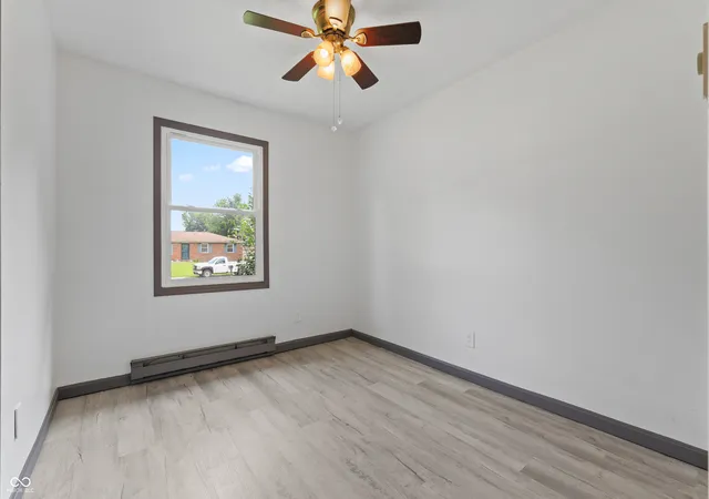 Photo 4 of Single family home for sale at 8824 N Miami Ridge Rd, Columbus, IN 47201 | MLS# 22119466 | Listing updated on 2026-09-11
