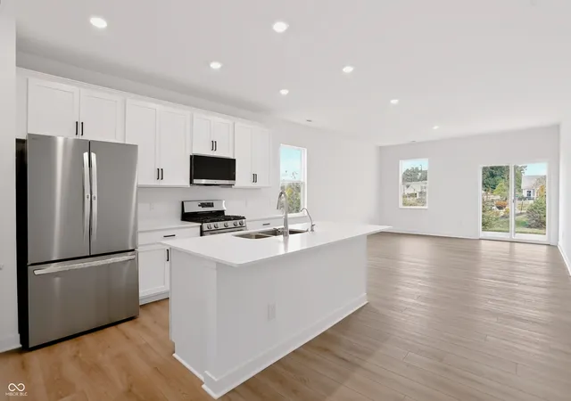 Photo 3 of Single family home for sale at 5192 Foxley Park Ln, Avon, IN 46123 | MLS# 22119655 | Listing updated on 2026-10-08