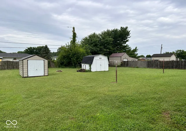 Photo 3 of Multi family home for sale at 437 439 Duo Dr, Martinsville, IN 46151 | MLS# 22119657 | Listing updated on 2026-09-10