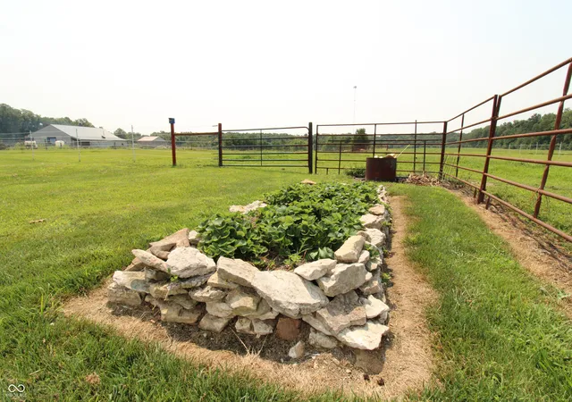 Photo 36 of Manufactured home for sale at 6875 E County Rd 1100 N, Butlerville, IN 47223 | MLS# 22119677 | Listing updated on 2026-10-09