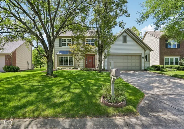 Single family home for sale at 8535 Mcnutt Cir, Indianapolis, IN 46256 | MLS# 22119761