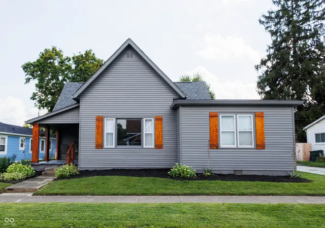 Photo 1 of Single family home for sale at 112 W Ohio, Fortville, IN 46040 | MLS# 22119909 | Listing updated on 2026-09-22