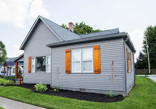 Photo 3 of Single family home for sale at 112 W Ohio, Fortville, IN 46040 | MLS# 22119909 | Listing updated on 2026-09-22