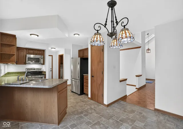 Photo 4 of Sale Pending at 7990 Springwater Cir, Indianapolis, IN 46256 | MLS# 22119952 | Listing updated on 2026-10-20