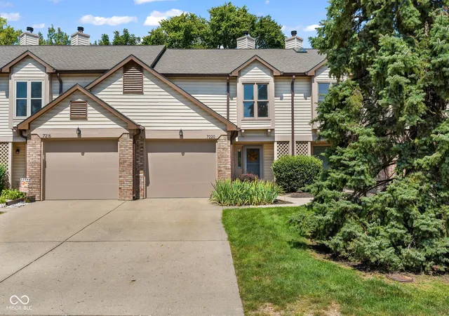 Condo for sale at 7220 Long Boat Dr, Indianapolis, IN 46250 | MLS# 22119963