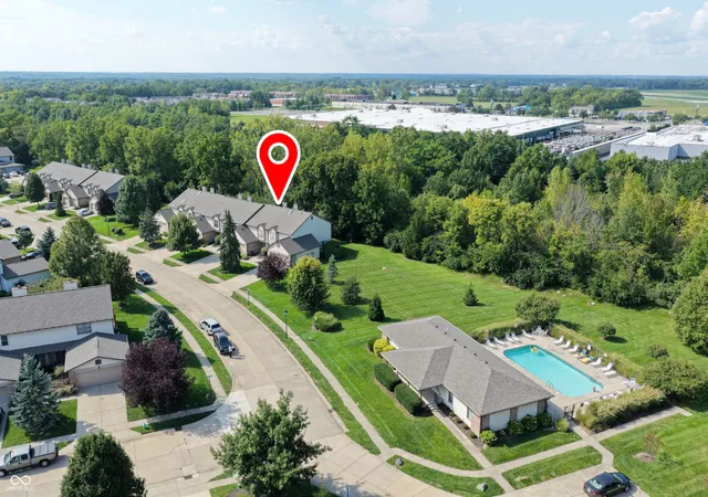 Photo 3 of Condo for sale at 7220 Long Boat Dr, Indianapolis, IN 46250 | MLS# 22119963 | Listing updated on 2026-10-04