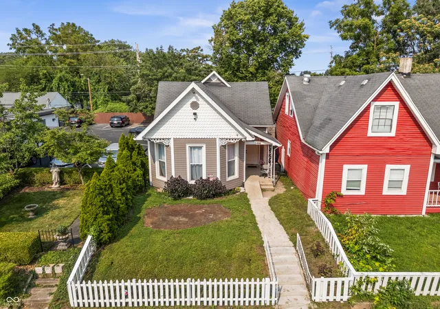 Photo 3 of Sale Pending at 1446 S Meridian, Indianapolis, IN 46225 | MLS# 22119975 | Listing updated on 2026-09-25