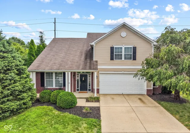 Photo 1 of Single family home for sale at 1381 Brookway Dr, Avon, IN 46123 | MLS# 22120023 | Listing updated on 2026-09-15