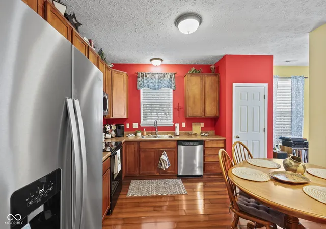 Photo 3 of Single family home for sale at 1381 Brookway Dr, Avon, IN 46123 | MLS# 22120023 | Listing updated on 2026-09-15