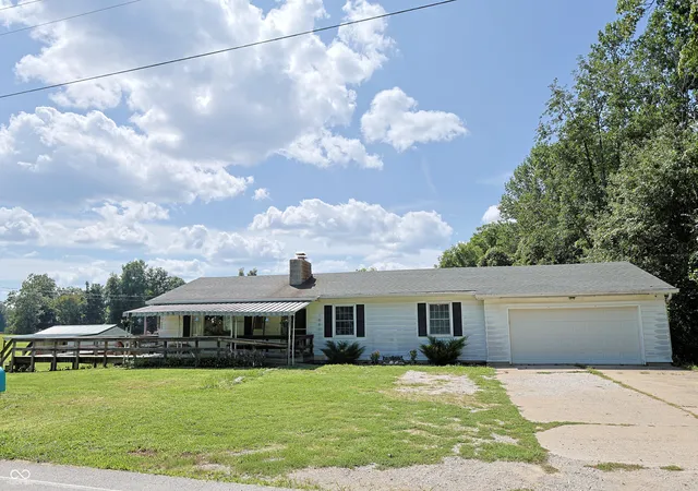 Photo 3 of Single family home for sale at 1825 W Three Story Hl Rd, Morgantown, IN 46160 | MLS# 22120108 | Listing updated on 2026-09-17