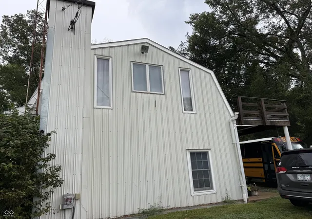 Photo 3 of Sale Pending at 3960 E County Rd 500 S, Dupont, IN 47231 | MLS# 22120198 | Listing updated on 2026-09-22