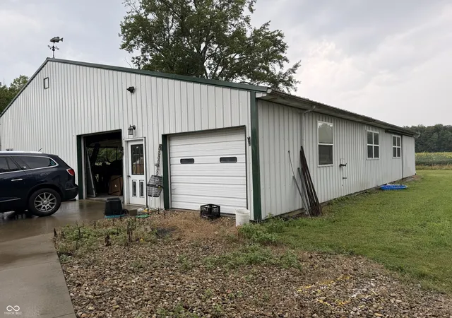 Photo 3 of Sale Pending at 3960 E County Rd 500 S, Dupont, IN 47231 | MLS# 22120198 | Listing updated on 2026-09-22