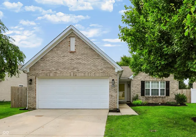Photo 1 of Sale Pending at 1180 Dahlgren Ln, Cicero, IN 46034 | MLS# 22120211 | Listing updated on 2026-09-30