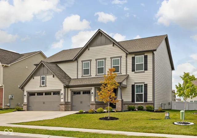 Photo 3 of Single family home for sale at 3270 Quantum Ln, Danville, IN 46122 | MLS# 22120289 | Listing updated on 2026-09-26