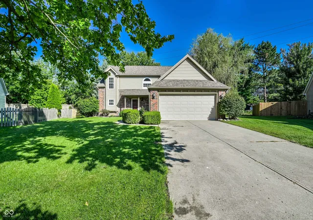 Single family home for sale at 7730 Holw Ridge Cir, Indianapolis, IN 46256 | MLS# 22120431