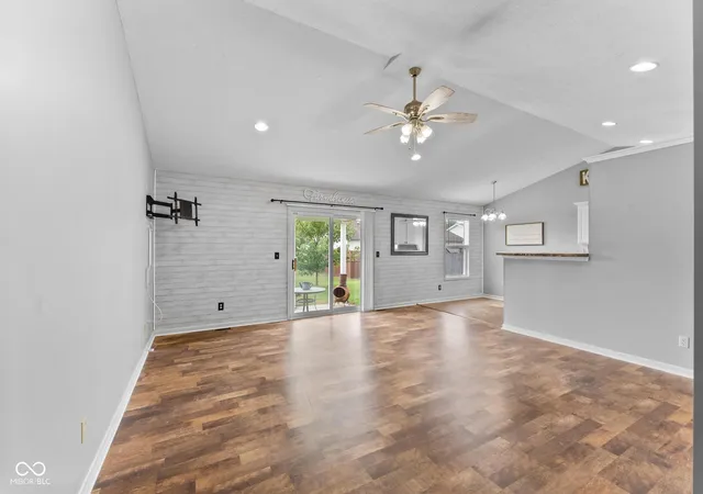 Photo 3 of Single family home for sale at 802 Allendale Dr, Seymour, IN 47274 | MLS# 22120530 | Listing updated on 2026-09-14