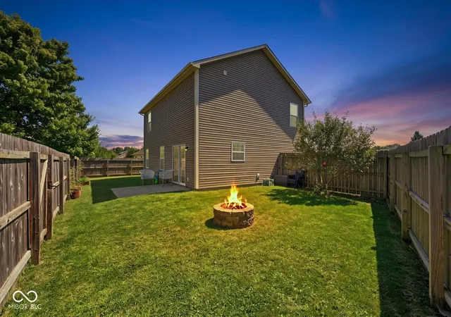 Photo 4 of Sale Pending at 604 Reed Ct, Greenfield, IN 46140 | MLS# 22120570 | Listing updated on 2026-09-12