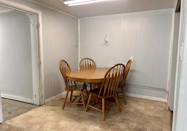 Photo 3 of Single family home for sale at 226 N Jefferson St, Brownsburg, IN 46112 | MLS# 22120665 | Listing updated on 2026-09-14