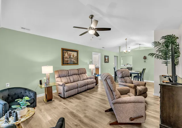 Photo 2 of Condo for sale at 10811 Cape Coral Ln, Indianapolis, IN 46229 | MLS# 22120839 | Listing updated on 2026-09-14