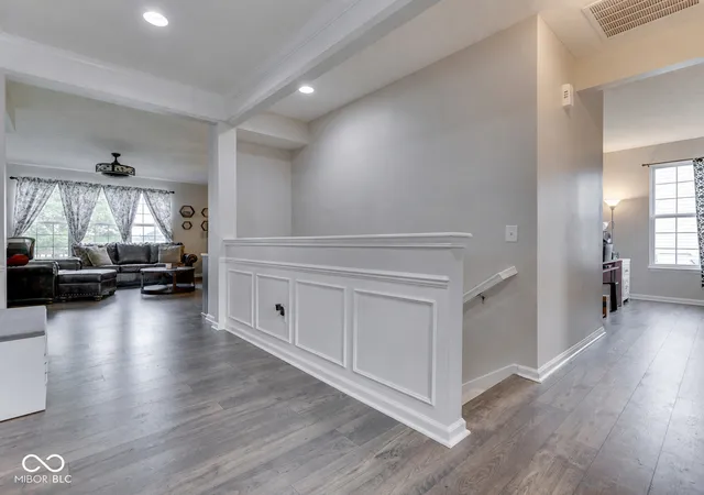 Photo 4 of Single family home for sale at 526 King Fisher Dr, Brownsburg, IN 46112 | MLS# 22120938 | Listing updated on 2026-10-01