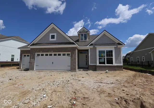 Photo 2 of Single family home for sale at 5029 Carmine St, Brownsburg, IN 46112 | MLS# 22120977 | Listing updated on 2026-09-15