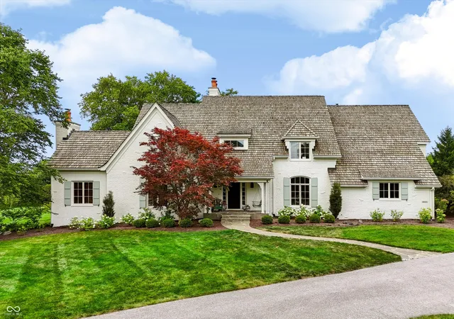 Photo 1 of Mansion for sale at 8437 E 500 South, Zionsville, IN 46077 | MLS# 22121018 | Listing updated on 2026-10-06