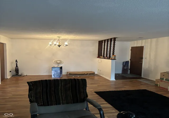 Photo 3 of Condo for sale at 1632 Queensbridge Sq #5, Indianapolis, IN 46219 | MLS# 22121024 | Listing updated on 2026-09-30