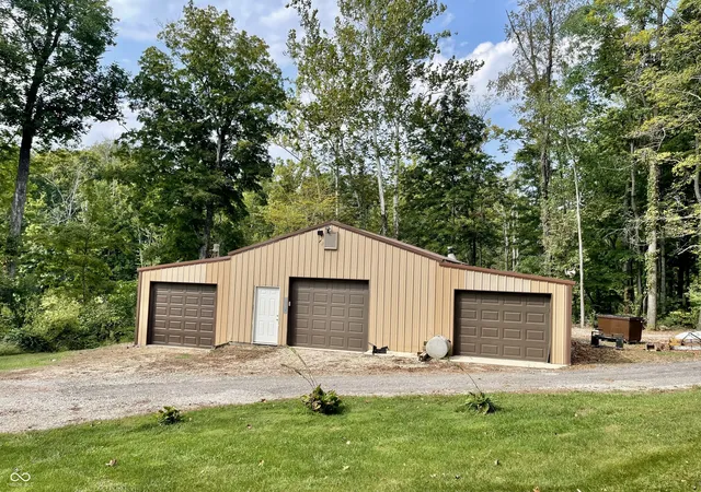Photo 2 of Single family home for sale at 5098 State Hwy 67, Gosport, IN 47433 | MLS# 22121053 | Listing updated on 2026-09-10