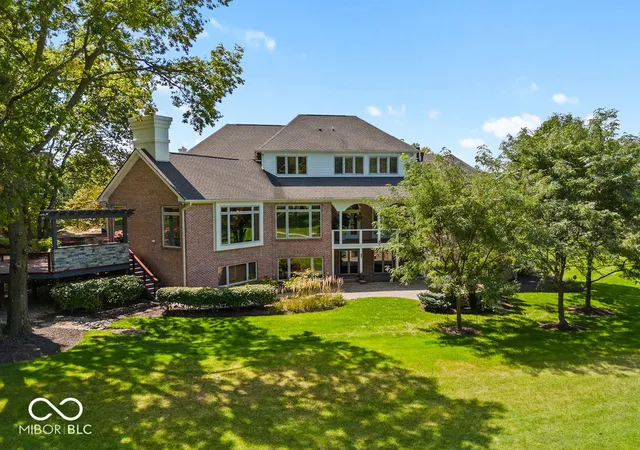 Photo 3 of Sale Pending at 15390 Whistling Ln, Carmel, IN 46033 | MLS# 22121174 | Listing updated on 2026-09-24