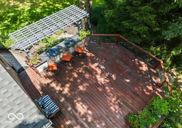 Photo 4 of Sale Pending at 15390 Whistling Ln, Carmel, IN 46033 | MLS# 22121174 | Listing updated on 2026-09-24