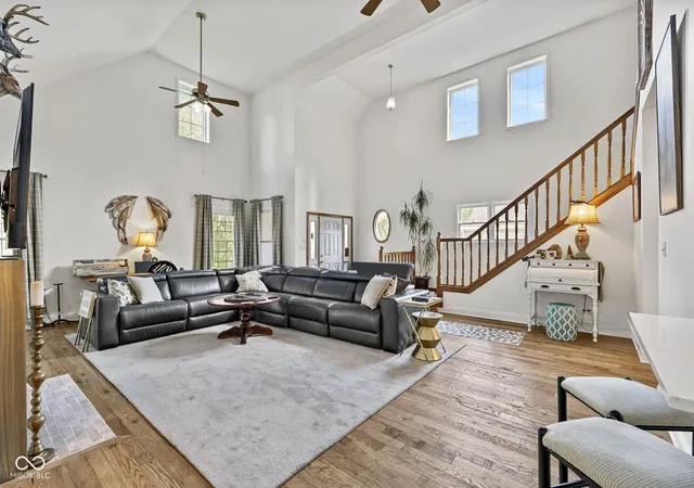 Photo 3 of Single family home for sale at 3230 N Country Club Rd, Martinsville, IN 46151 | MLS# 22121260 | Listing updated on 2026-10-01