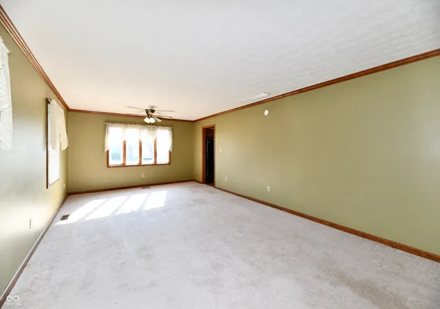 Photo 4 of Condo for sale at 399 Vinewood Dr S, Brownsburg, IN 46112 | MLS# 22121271 | Listing updated on 2026-09-23
