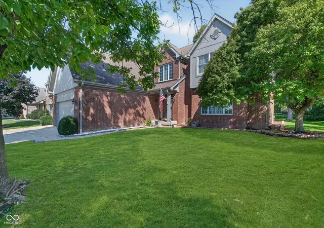 Photo 3 of Single family home for sale at 8642 Black Stone Xing, Avon, IN 46123 | MLS# 22121432 | Listing updated on 2026-09-11