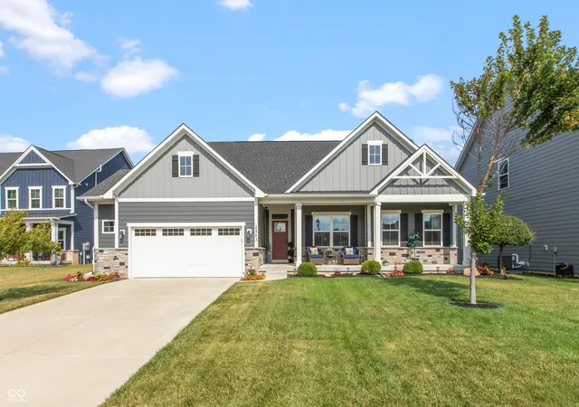 Photo 1 of Sale Pending at 2863 Simsbury Ln, Brownsburg, IN 46112 | MLS# 22121504 | Listing updated on 2026-09-10